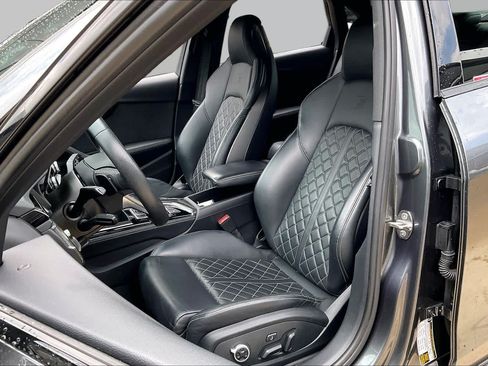 Used 2023 Audi S4 Prestige w/ Prestige Package AWD/4WD image 8