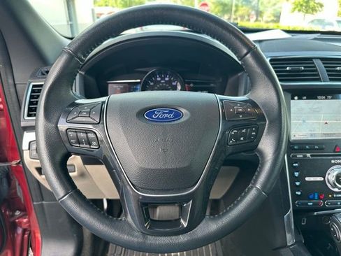 Used 2018 Ford Explorer Limited w/ Equipment Group 301A image 17