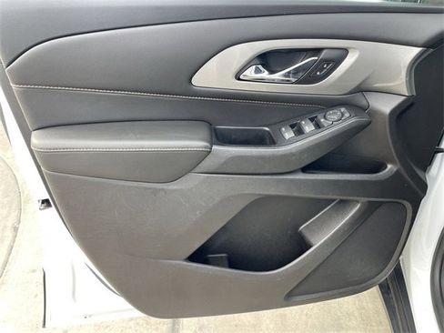 Used 2019 Chevrolet Traverse LT w/ LPO, Blackout Package image 21