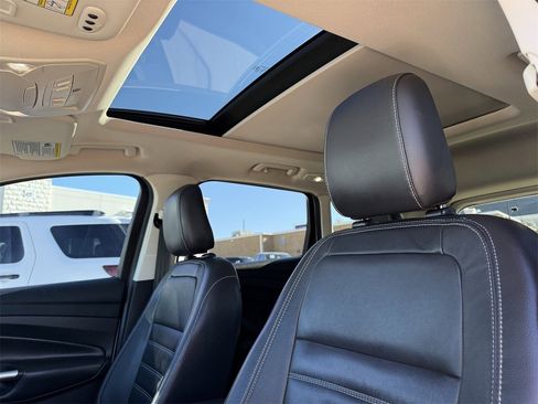 Certified 2018 Ford Escape Titanium image 24