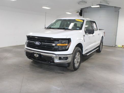 Used 2024 Ford F150 XLT w/ Mobile Office Package image 4