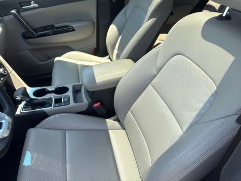 Used 2020 Kia Sportage S w/ Option Group 020 FWD image 24