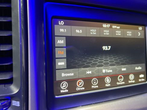 Used 2022 Dodge Challenger SXT image 25