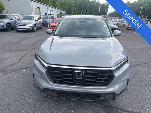 Used 2023 Honda CR-V LX image 2