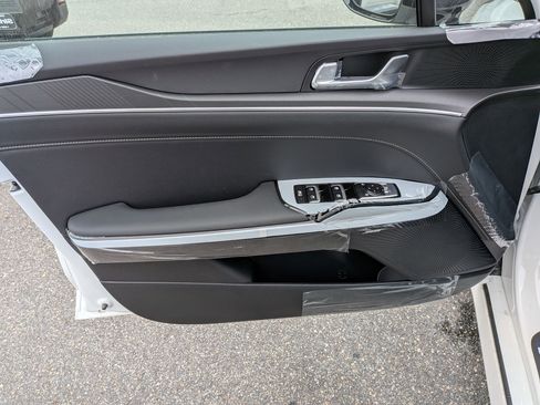New 2026 Kia K5 GT-Line FWD image 11