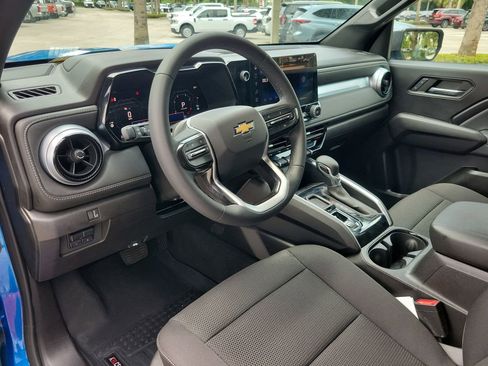 Used 2024 Chevrolet Colorado LT w/ LT Convenience Package RWD image 15