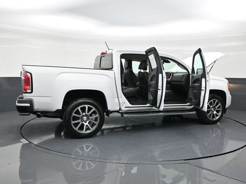 Used 2022 GMC Canyon Denali image 29