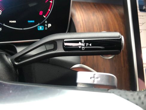 Certified 2023 Mercedes-Benz GLC 300 4MATIC image 32