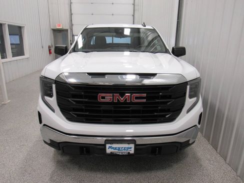 Used 2024 GMC Sierra 1500 Pro w/ Pro Value Package AWD/4WD image 9