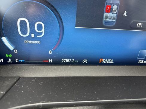 Used 2023 Ford Escape Active w/ Tech Pack #2 AWD/4WD image 11