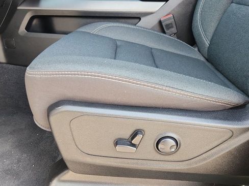 Used 2025 RAM 1500 Big Horn AWD/4WD image 18
