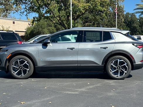 New 2026 Chevrolet Equinox EV LT image 6