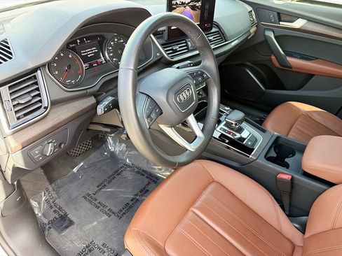 Used 2023 Audi Q5 2.0T Premium w/ Convenience Package AWD/4WD image 25