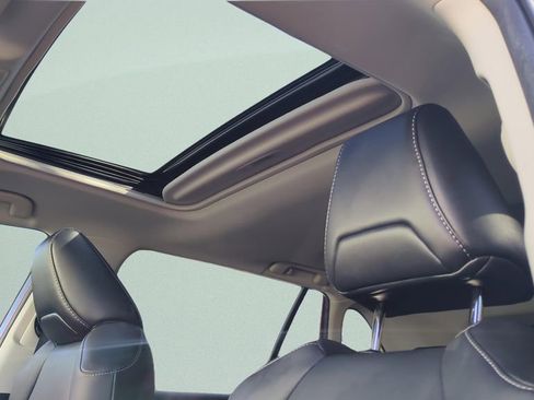 Certified 2022 Toyota RAV4 XLE Premium image 19