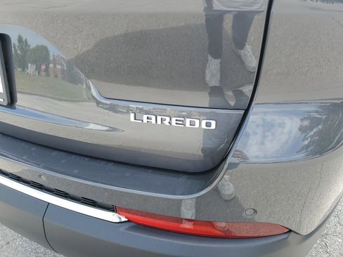 New 2025 Jeep Grand Cherokee L Laredo image 8