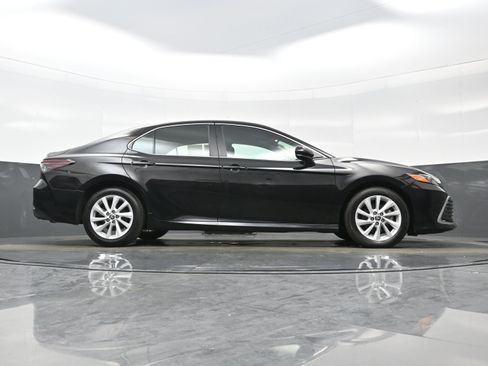 Used 2024 Toyota Camry LE FWD image 30