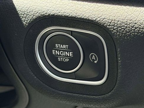 Used 2025 Mercedes-Benz GLE 350 4MATIC image 38