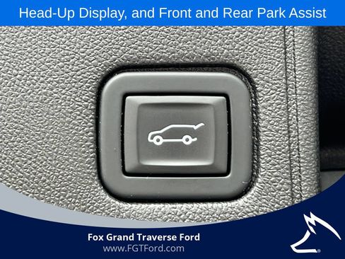 Used 2023 GMC Terrain SLT w/ Infotainment Package II AWD/4WD image 38