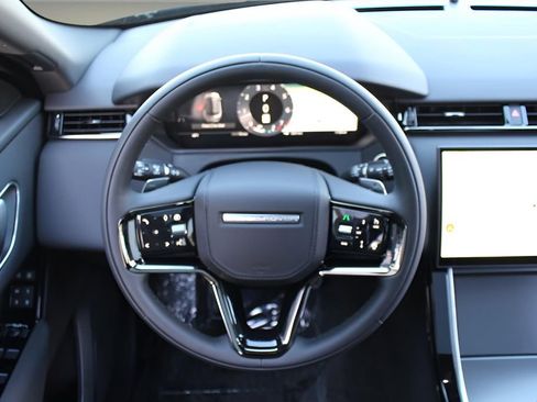 Used 2025 Land Rover Range Rover Velar Dynamic SE image 15