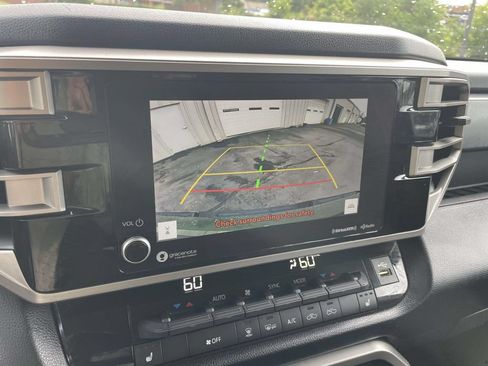 Used 2023 Toyota Tundra SR5 w/ SR5 Premium Package AWD/4WD image 41