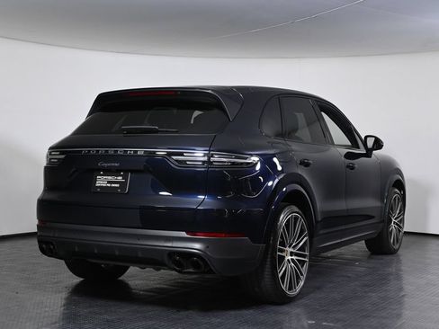 Certified 2023 Porsche Cayenne Platinum Edition AWD/4WD image 12