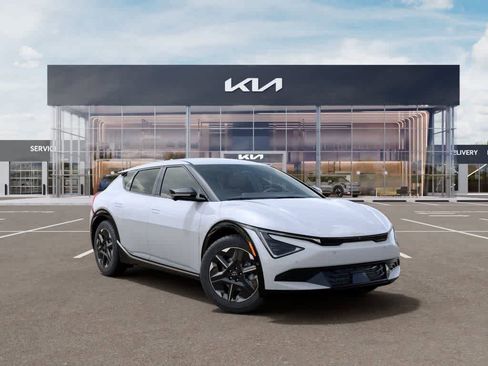 New 2025 Kia EV6 Wind RWD image 8