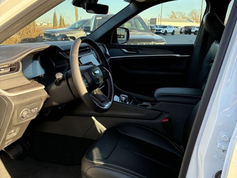 New 2025 Jeep Grand Cherokee L Limited w/ Black Appearance Package image 2