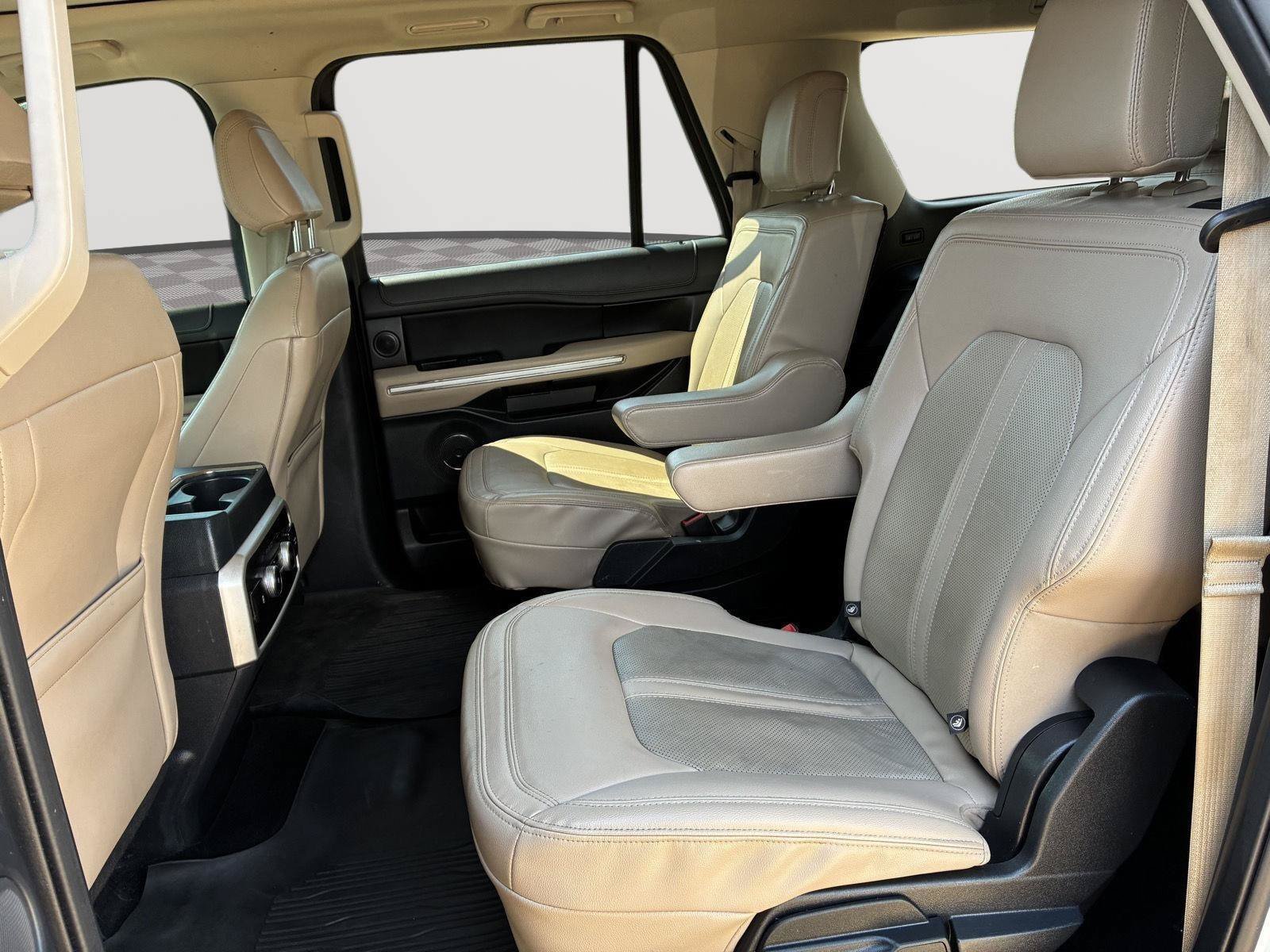 Used 2022 Ford Expedition Max Limited RWD image 26
