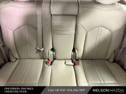 Used 2013 Cadillac SRX Premium AWD/4WD image 35