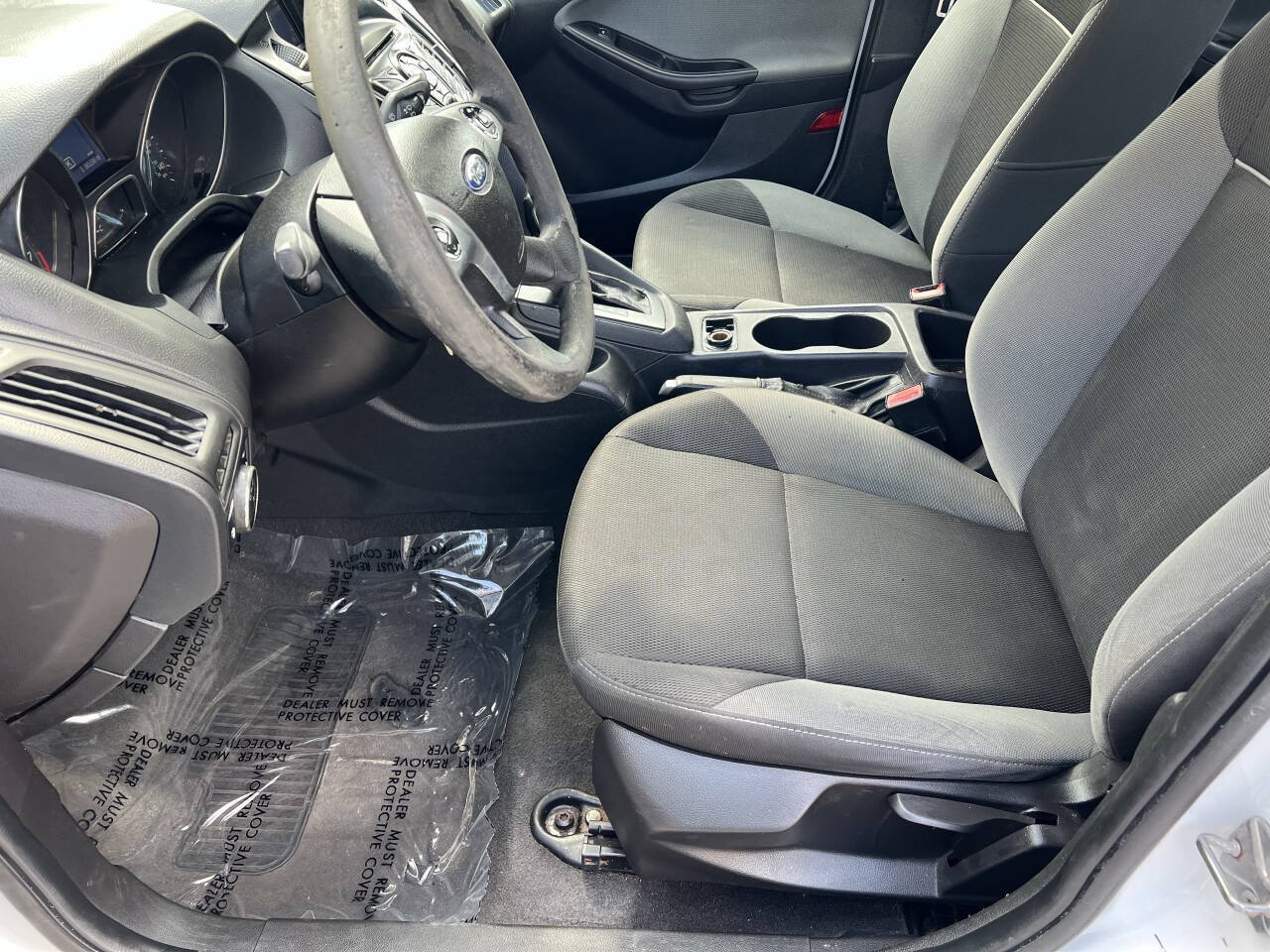 Used 2014 Ford Focus S FWD image 9