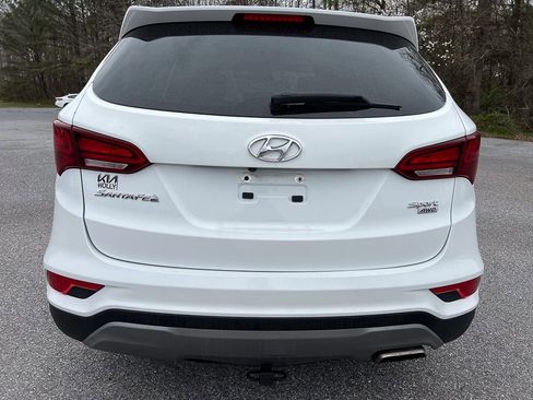 Used 2018 Hyundai Santa Fe Sport image 4
