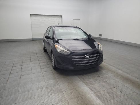 Used 2017 Hyundai Elantra GT FWD image 13