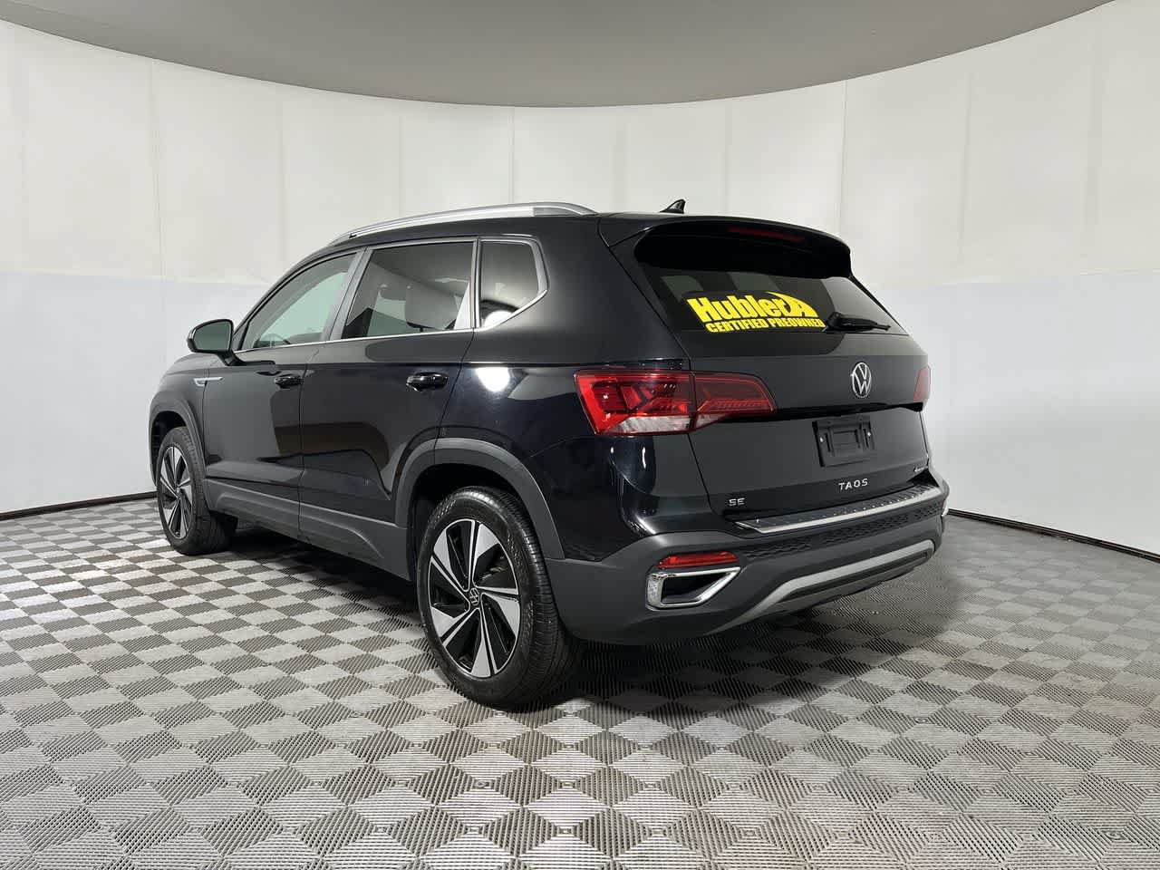 Used 2024 Volkswagen Taos SE AWD/4WD image 6