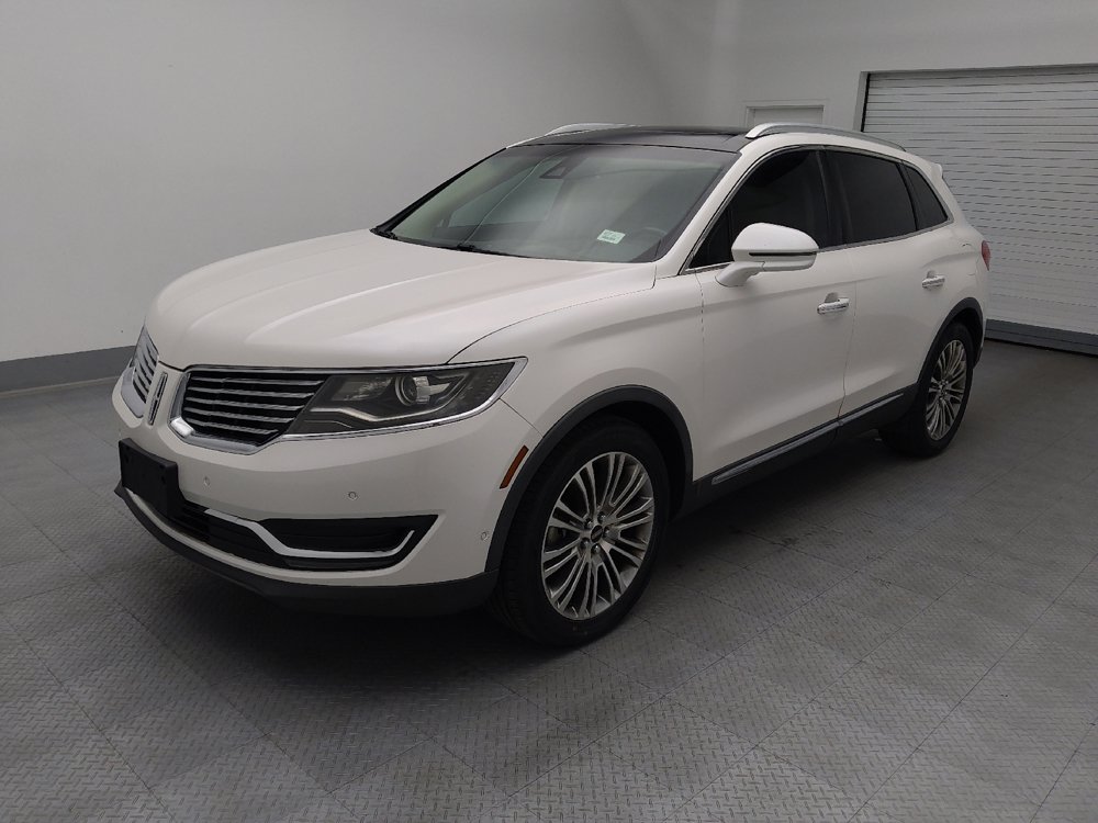 Used 2016 Lincoln MKX Reserve w/ Technology Package FWD image 2