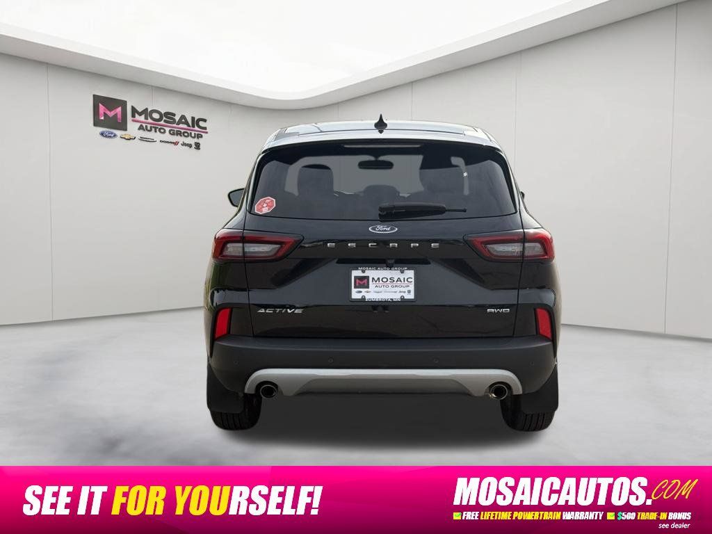 Certified 2024 Ford Escape Active w/ Tech Pack #1 AWD/4WD image 6