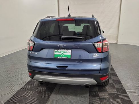 Used 2018 Ford Escape SE w/ SE Sync 3 Package AWD/4WD image 7