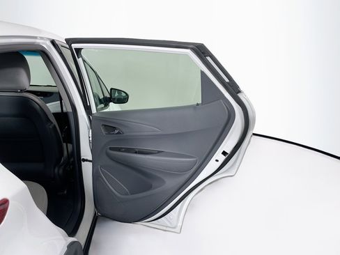 Used 2017 Chevrolet Bolt LT image 28