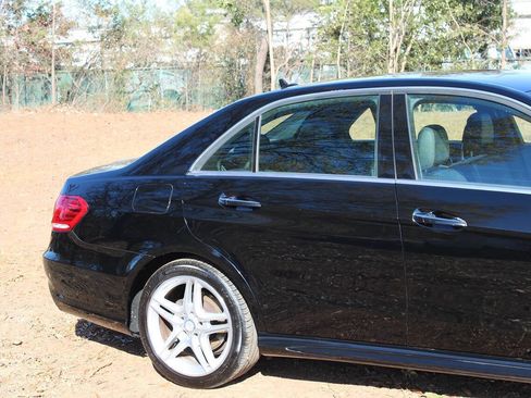 Used 2014 Mercedes-Benz E 350 E 350 Sport 4MATIC AWD 4dr Sed image 5