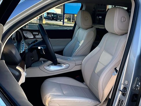 Used 2025 Mercedes-Benz GLE 350 4MATIC image 8