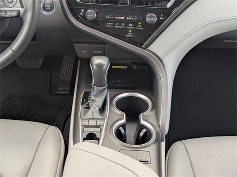 Used 2023 Toyota Camry XLE w/ Navigation Package image 17