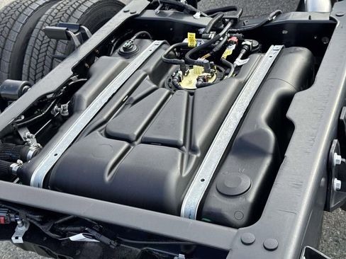 New 2026 Ford F450 XL w/ XL Chrome Package RWD image 17
