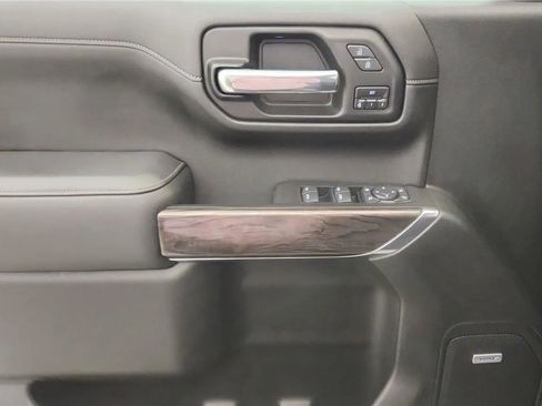 Used 2020 Chevrolet Silverado 1500 LTZ w/ LTZ Premium Package image 33