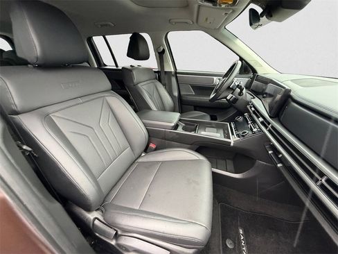 Certified 2024 Hyundai Santa Fe XRT image 32