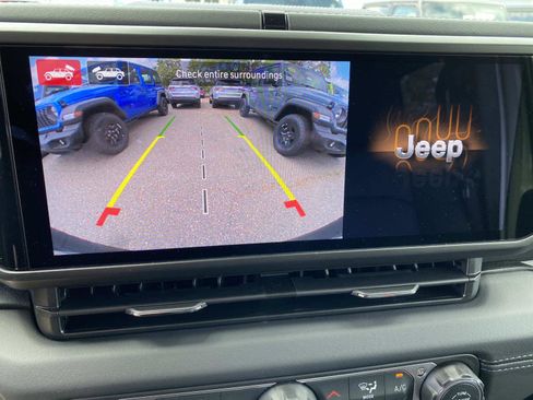 New 2026 Jeep Wrangler Unlimited Sahara AWD/4WD image 12