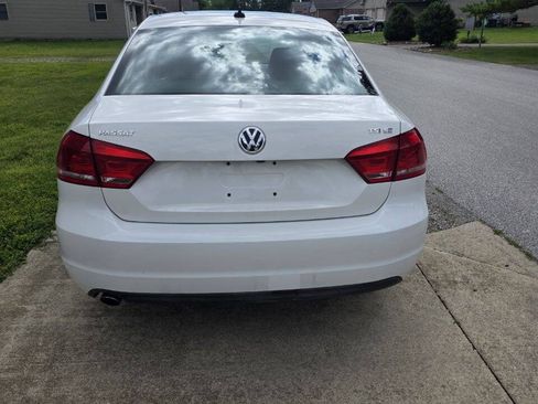 Used 2014 Volkswagen Passat 1.8T SE FWD image 8