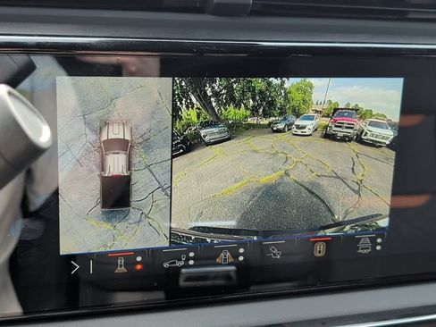 New 2026 GMC Sierra 3500 AT4 w/ AT4 Premium Plus Package AWD/4WD image 27