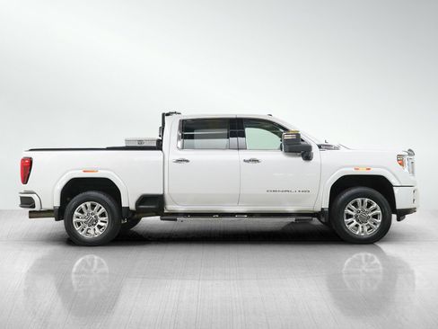 Used 2023 GMC Sierra 3500 Denali AWD/4WD image 6
