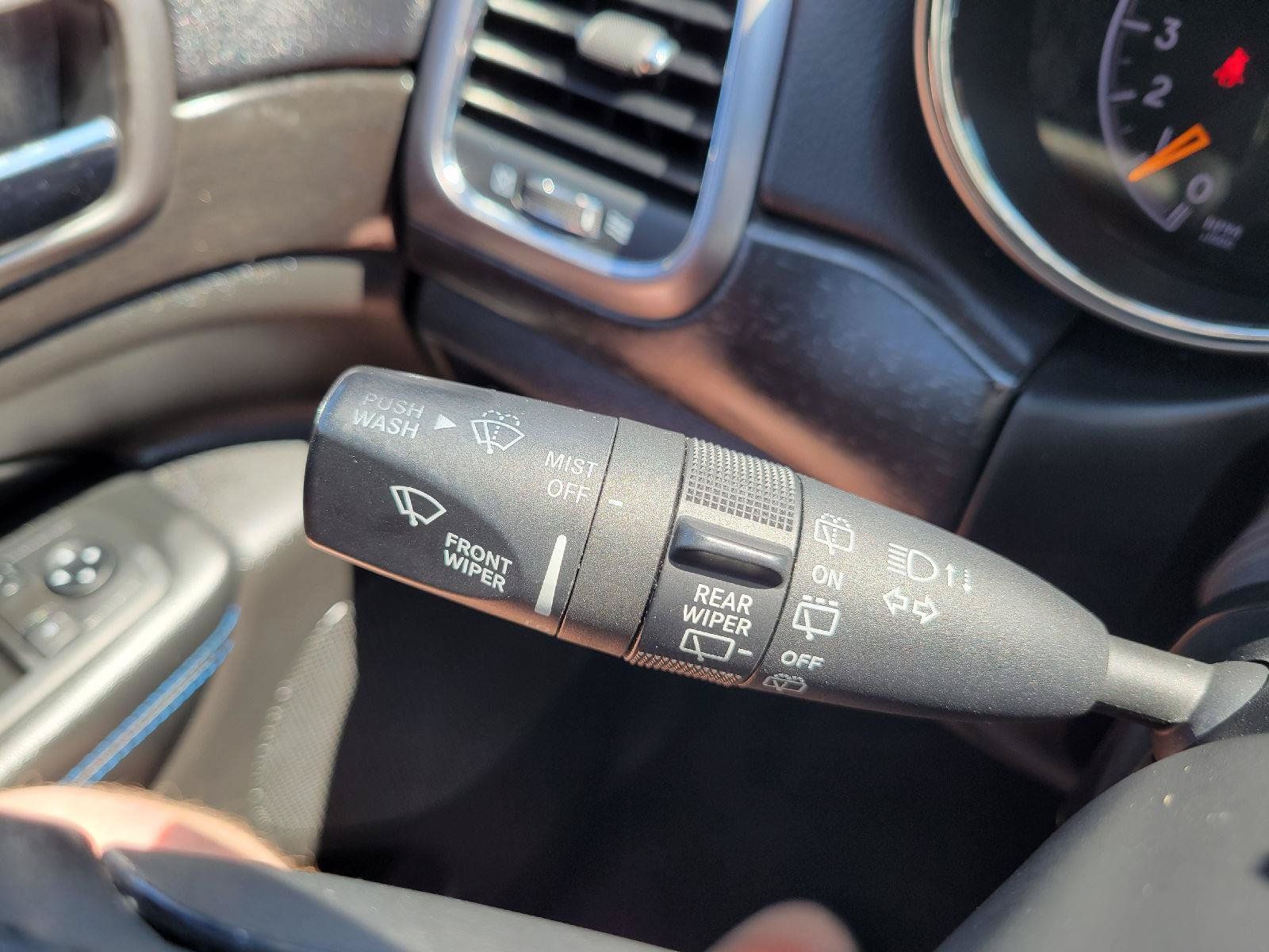 Used 2018 Jeep Grand Cherokee Laredo AWD/4WD image 14