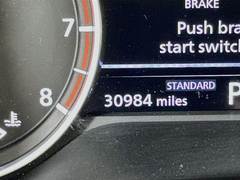 Used 2023 Nissan Rogue SV FWD image 19
