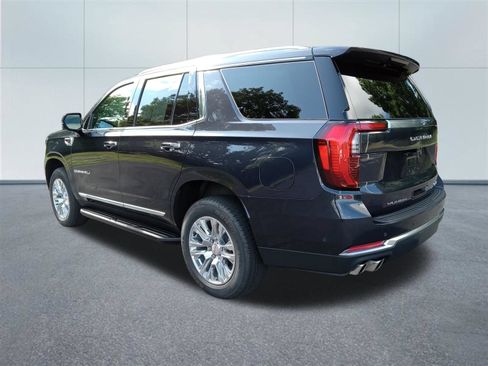 Used 2026 GMC Yukon Denali w/ Advanced Technology Package AWD/4WD image 3